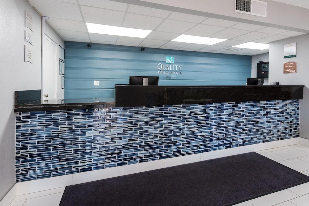Quality Inn & Suites Cincinnati Exterior foto