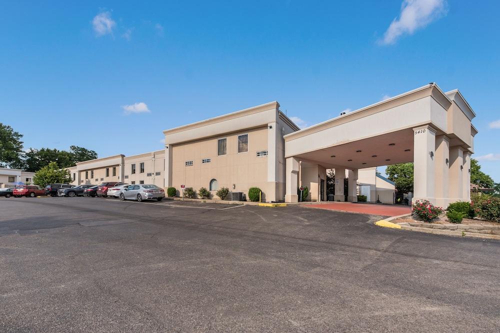 Quality Inn & Suites Cincinnati Exterior foto
